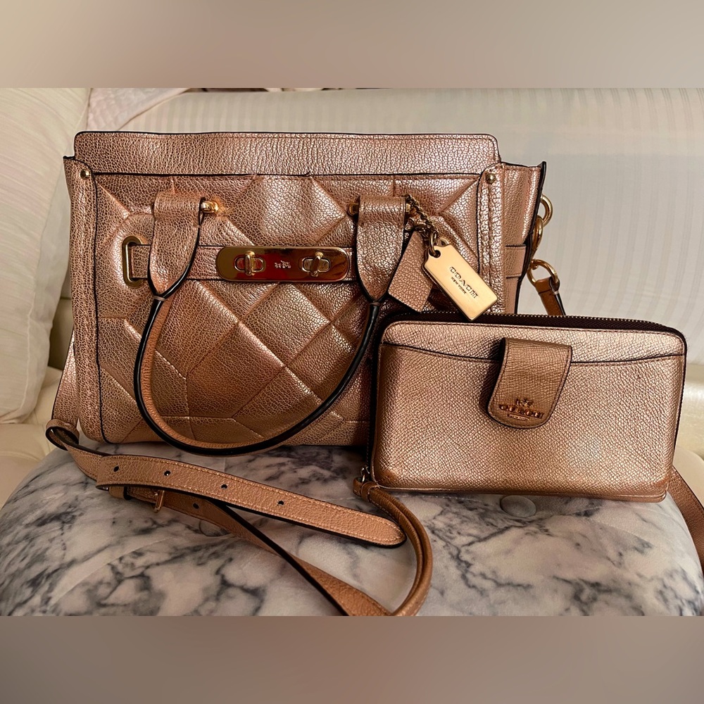 Coach Swagger Rose Gold handbag and wallet